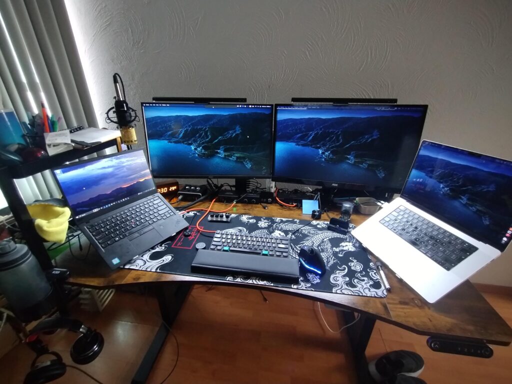 My productivity battle station