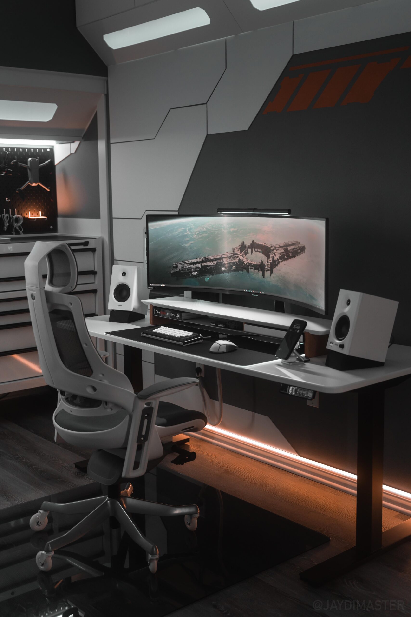 New room, new battlestation New room, new battlestation
