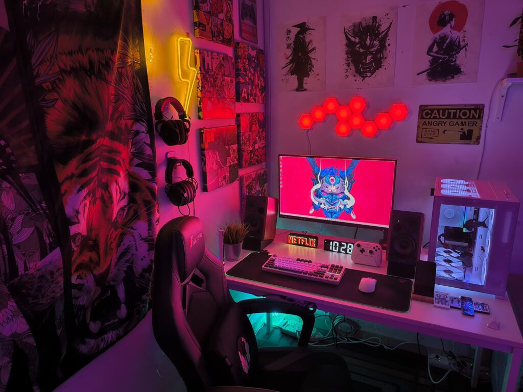 I think need different table for triple monitors setup in future..
