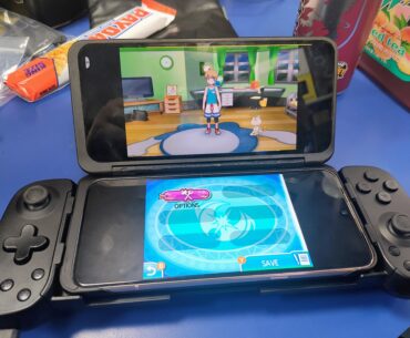 Decided to turn my old phone into a 3DS XXL.