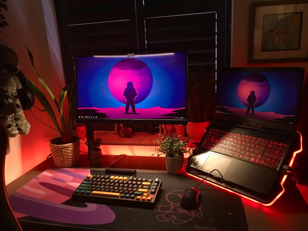 Trying a space theme :) Please give me some tips!!