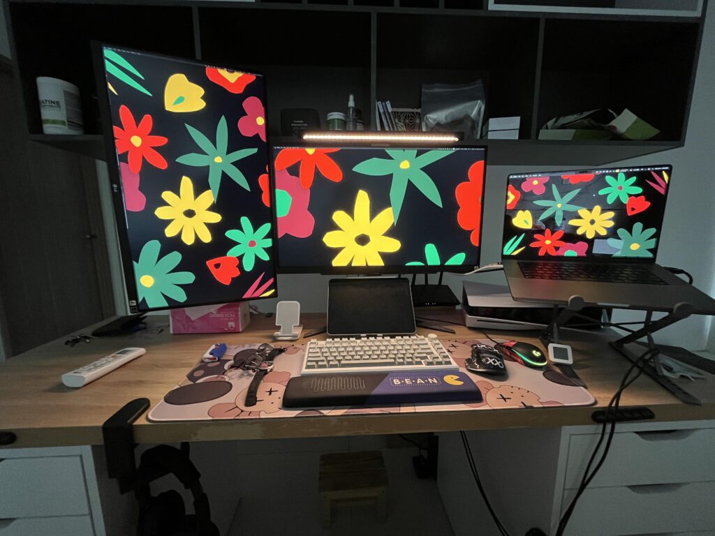 Roast my lil battlestation please