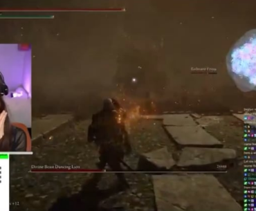 Looks like she’s playing with a BD Scroller. The closer we get to 2077, the more the world looks like Cyberpunk.