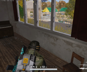Does anyone else hip fire in point blank situations? I learned it from watching The Average Sniper and swear by it