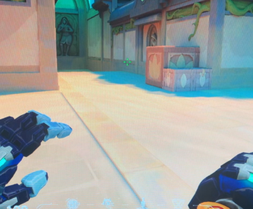 Why does my game pixelate when looking at a specific pixel. Happens in other games too. If this is not right sub for this, my bad.
