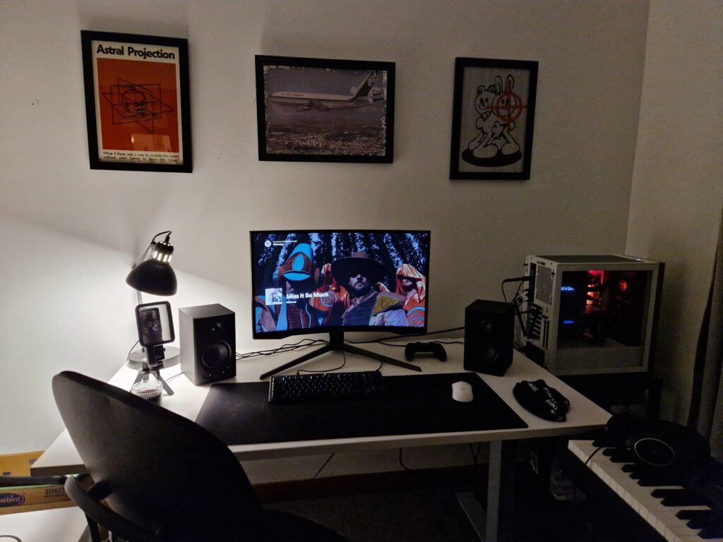 My simple battlestation (and happy place)