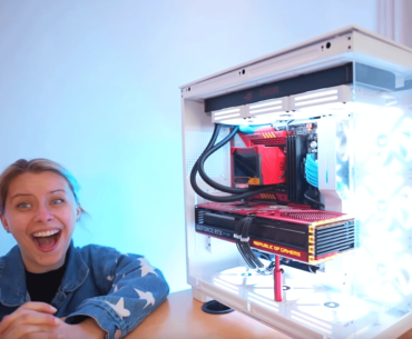 Is it just me or is this PC ugly AF? everyone in the comments loves it but the colors are just so off to me.
