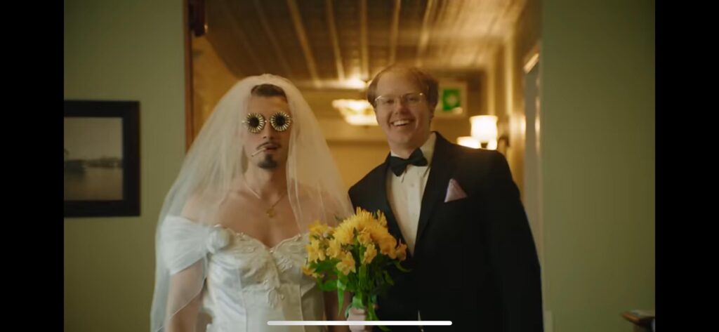 Did anyone else see Lex in bbno$ video?