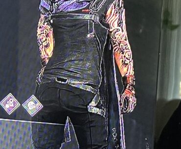 Is this outfit available anymore?