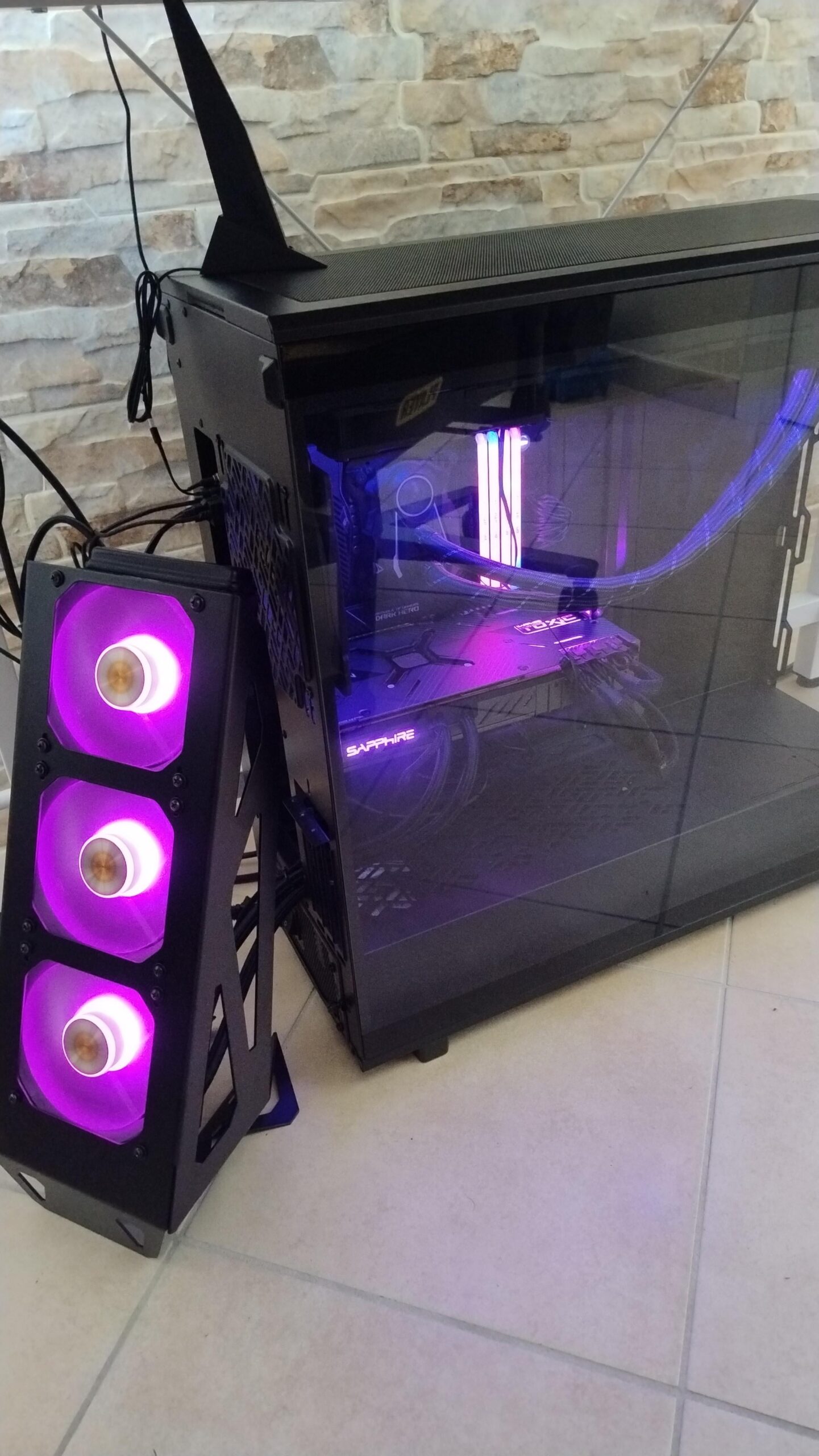 GPU cooler position can change cinebench results? 5800x3d+6950 toxic+ dark hero viii GPU cooler position can change cinebench results? 5800x3d+6950 toxic+ dark hero viii