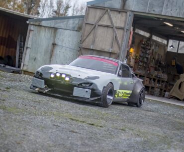 Been working on the front end of my Cyberpunk Mx5 build.