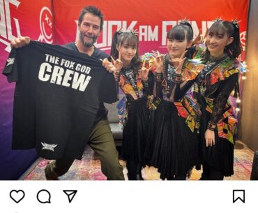 Not CP77 but kinda is at the sane time. Keanu Reeves aka Johnny Silverhand with Babymetal