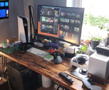My mess of a battlestation