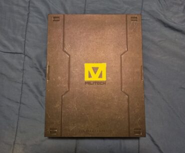 Got my hands on some preem Militech gear.