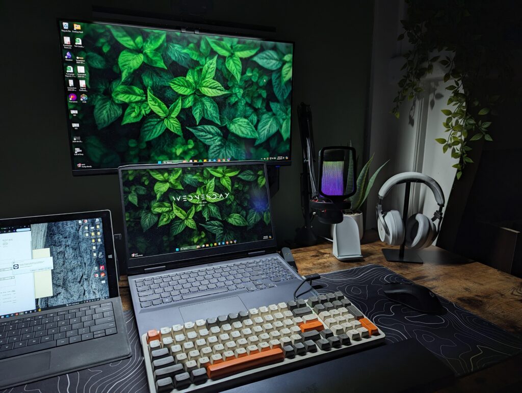 Any for keyboard wrist rests that sorta match my