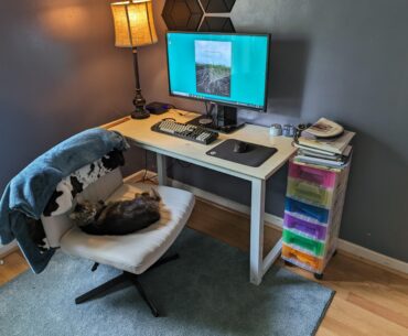 Finally got my girlfriend a nice little workspace across from mine