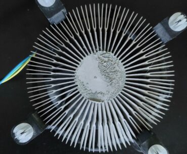 Should I change my thermal paste?I applied it 4 years ago and used the pc often.Also it crashed couple times recently.
