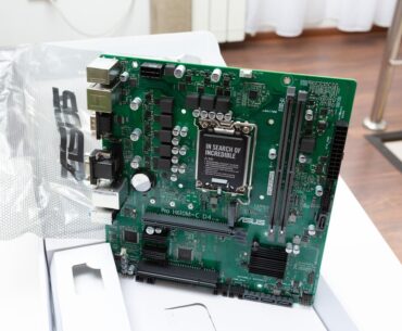 I just installed Windows 95 on this socket 1700 motherboard with one classic PCI slot (running on bare metal)
