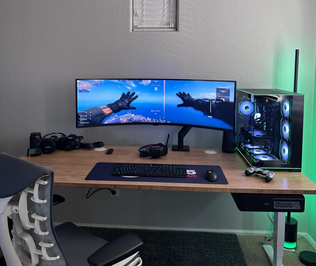What you guys think on my setup ? Need speakers 🔊 and might put the pc on a desk extension