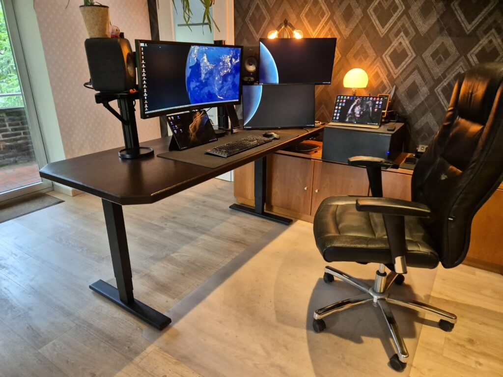 New work/play setup