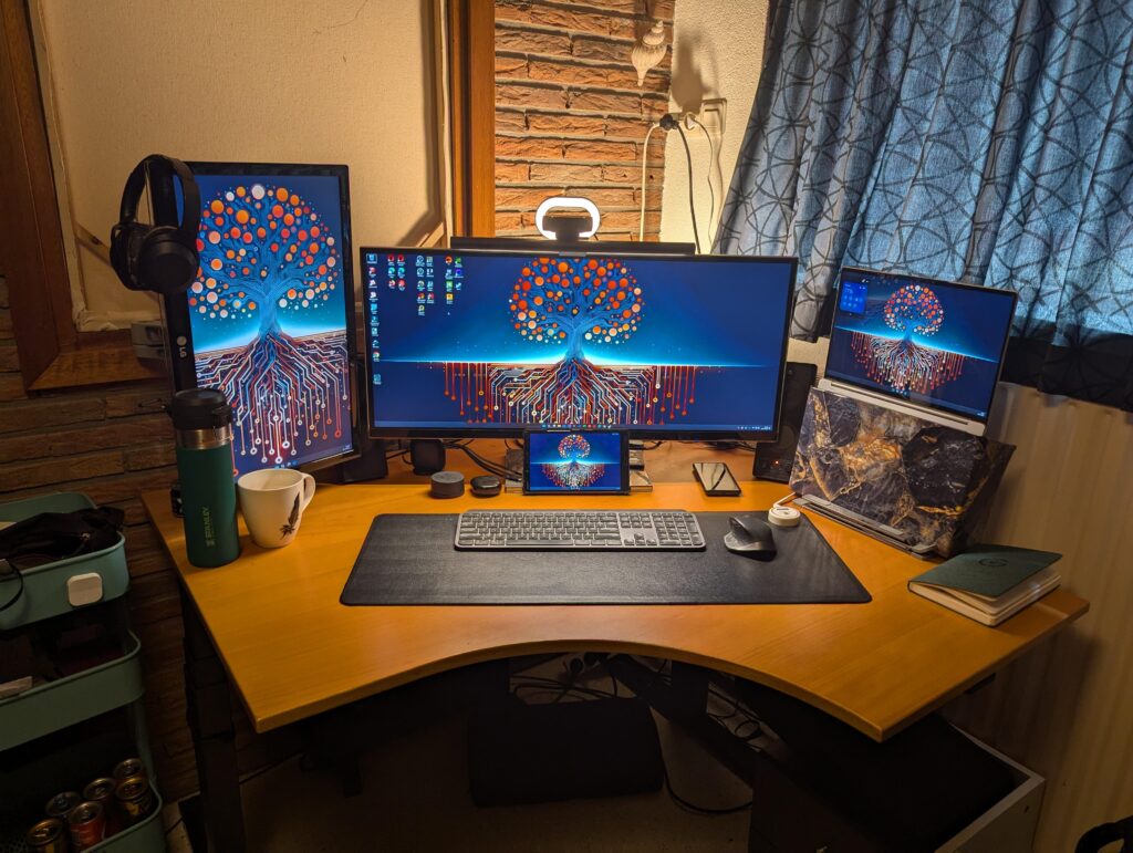 Battle-station, using left-overs where I can