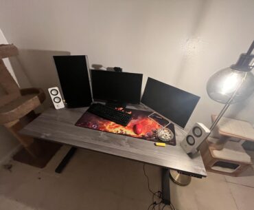 Anyone else smoke at their pc?