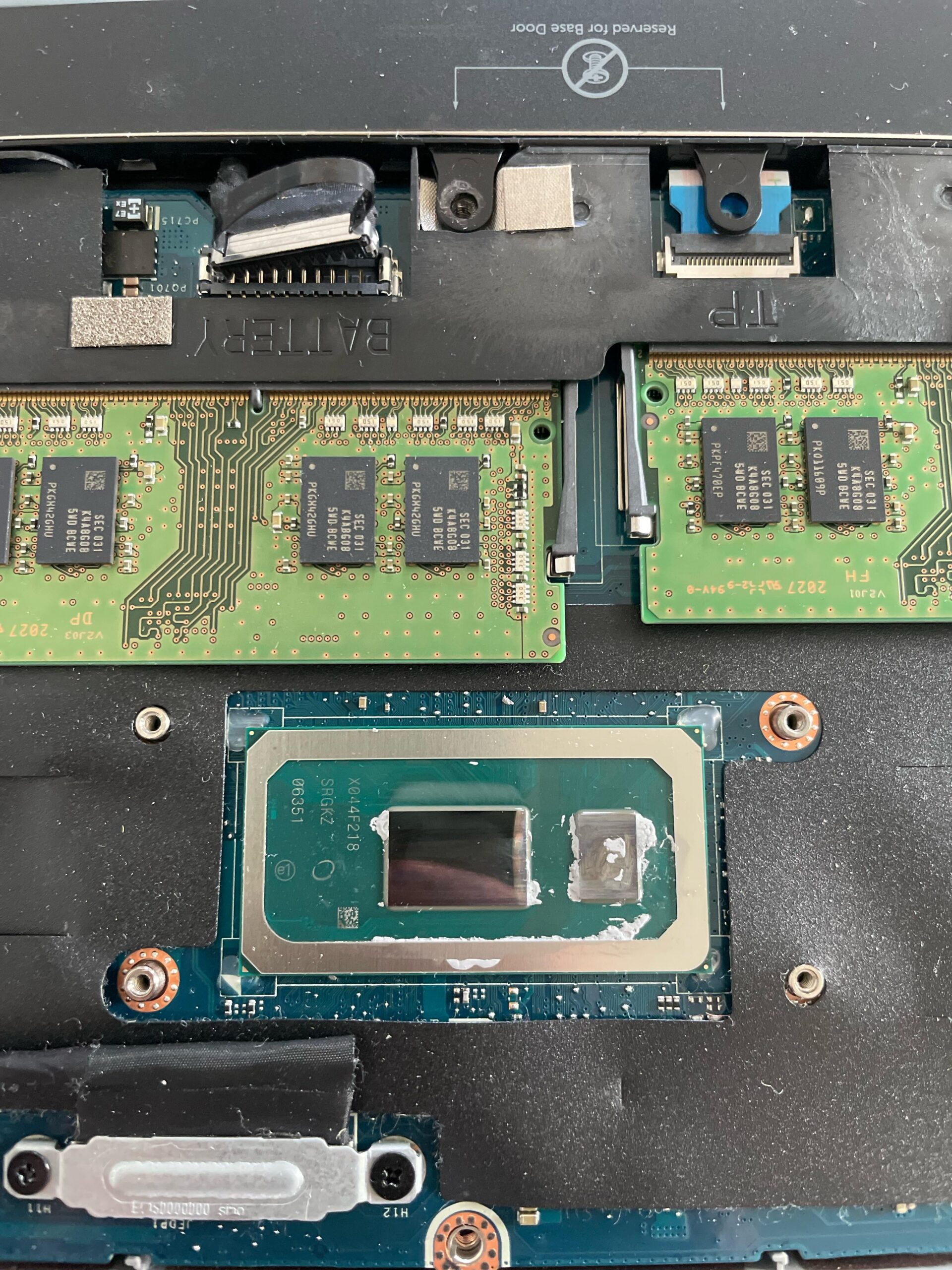 Trying liquid metal on my laptop Trying liquid metal on my laptop
