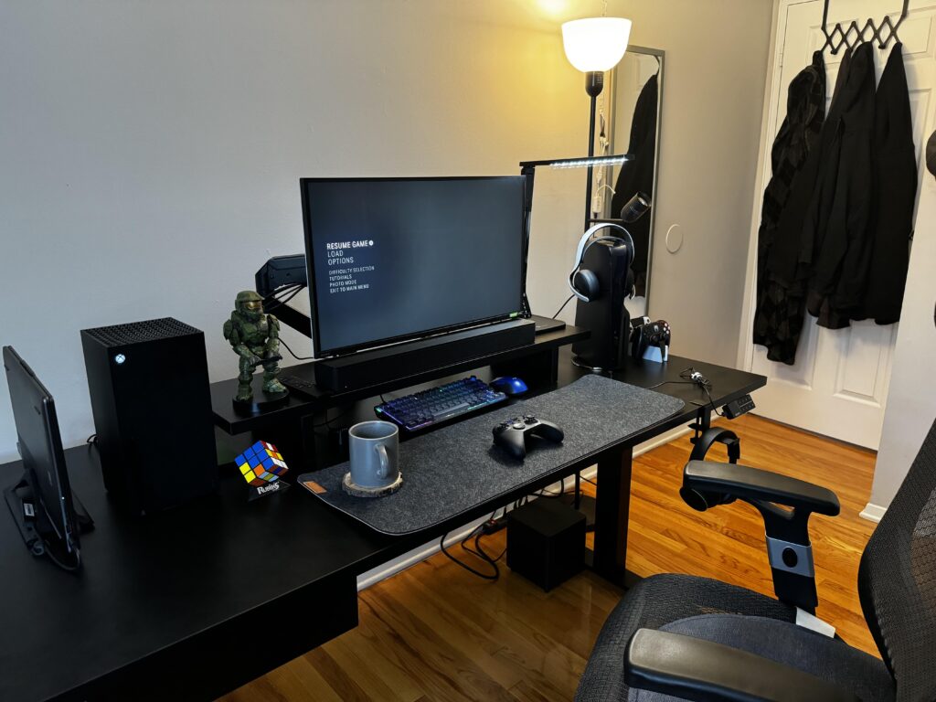 My very first true gaming setup !