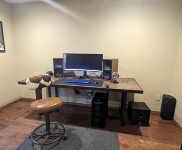 Male living spaces meets battle stations.