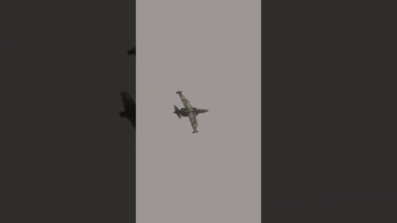 Counterattack with Ukrainian Stinger Missiles at Russian Fighter Jets Attacking Oil Platforms! Counterattack with Ukrainian Stinger Missiles at Russian Fighter Jets Attacking Oil Platforms!