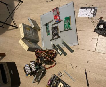 Is there a hard drive in this photo? Help