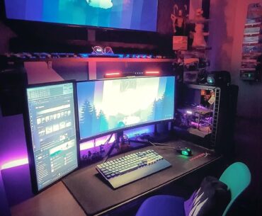 There's cleaner battlestation builds out there but here's mine. Just added a monitor light bar. Kinds the eyes.