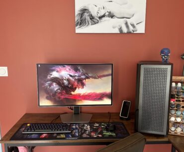 After years in a tiny apartment, I finally have a room for a setup (plus painting station next to it)