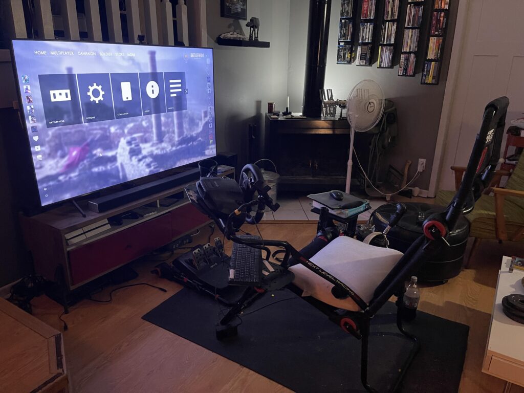 My roommate hates me.