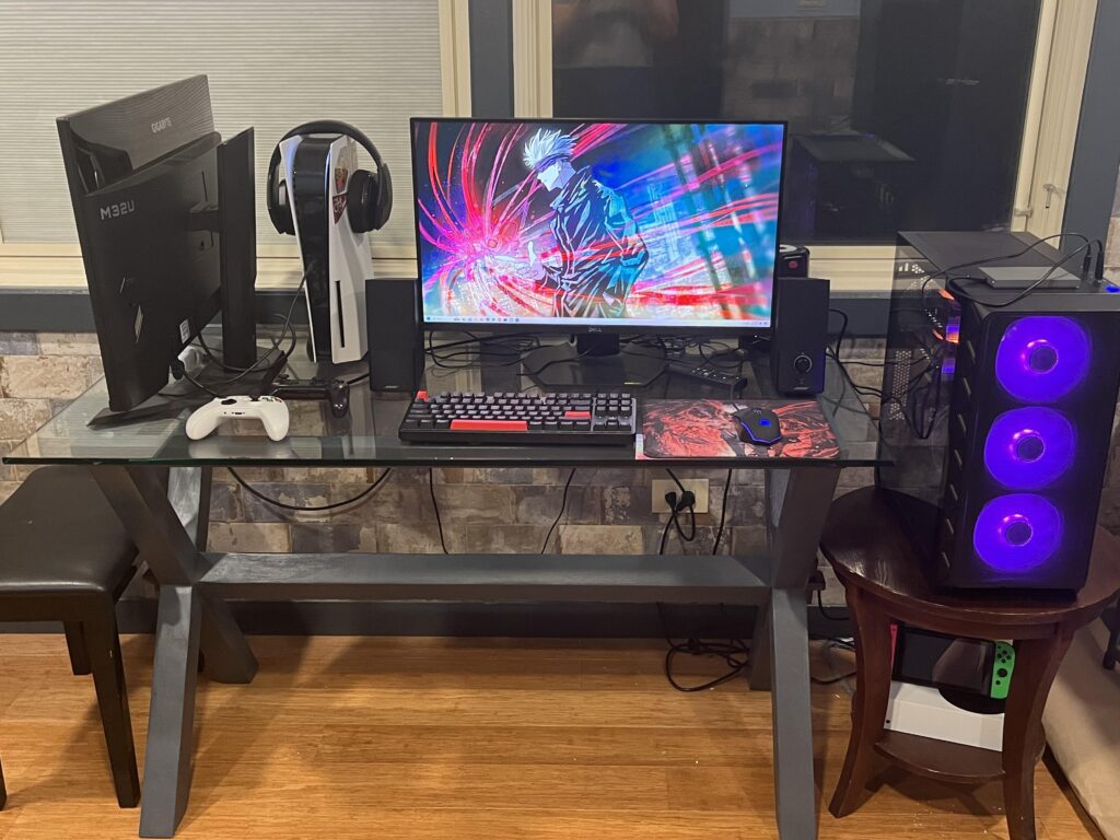 Limited space and lots of hardware!