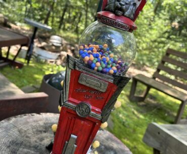 Gobblegum machine prop !