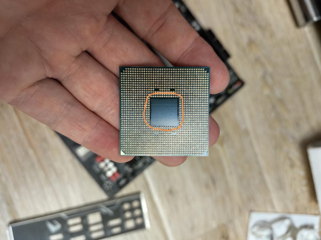 Ryzen 7 3700x strange view