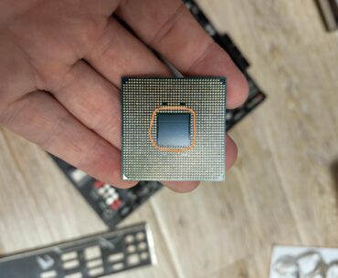 Ryzen 7 3700x strange view