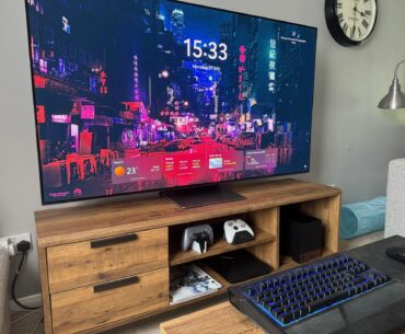 Nvidia 4080 Super / AMD 7800x3d Living Room Battle Station