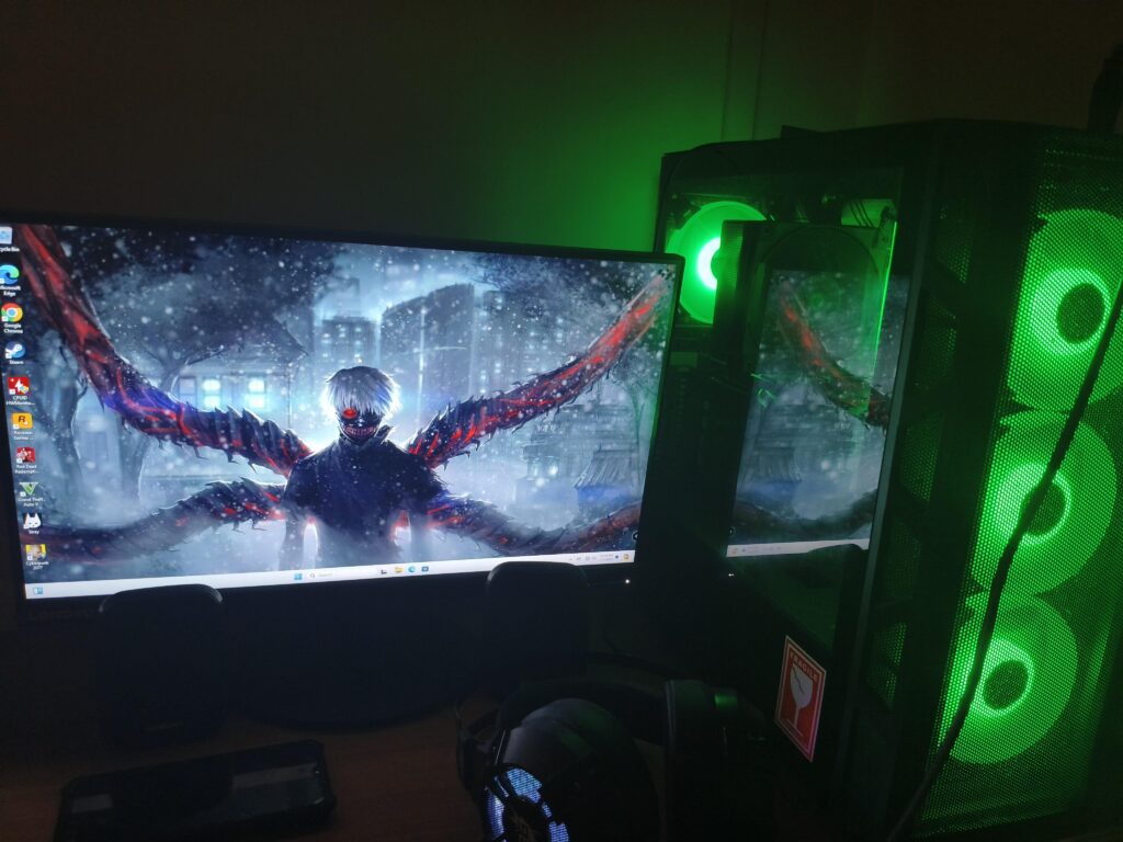 my first gaming pc, none of my friends care so I thought I'd share it with you fine gents(it's been one years since I built this pc)