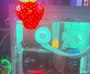 Thought my pc looked pretty futuristic and cyberpunk themed
