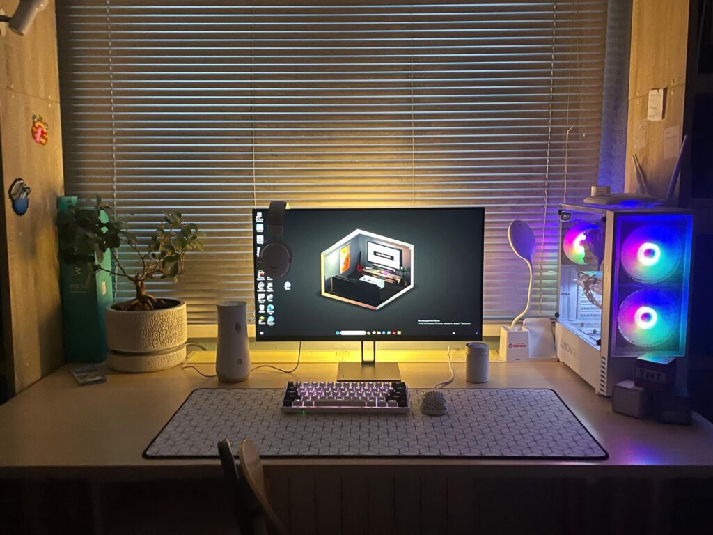 Do you think a second monitor is needed here?