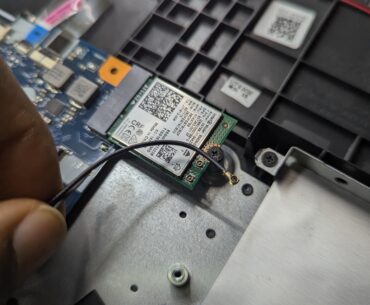 I tried to replace my laptop's screen , I wasn't careful enough and unintentionally pulled these wires off. Is there anyway to put them back?