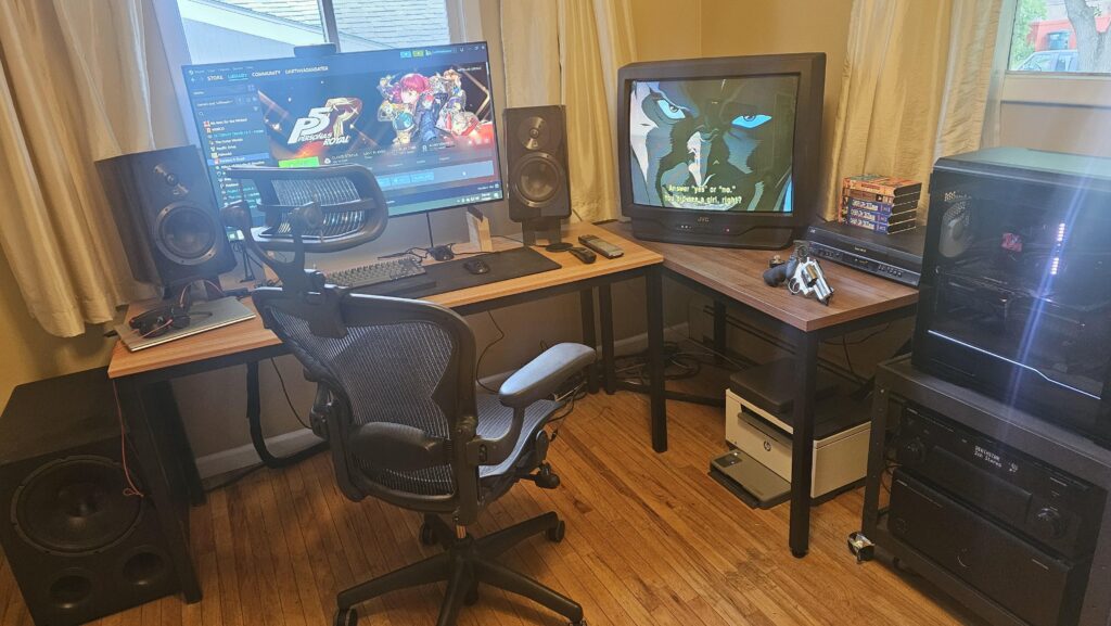 Work/gaming/VHS Anime setup