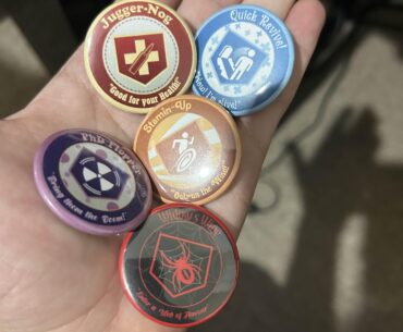Decided to mkae some custom Perk-a-Cola pin badge designs to decorate my bag with! they look really nice