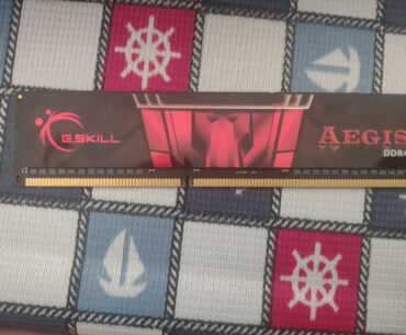 Why ram wont fit in motherboard?