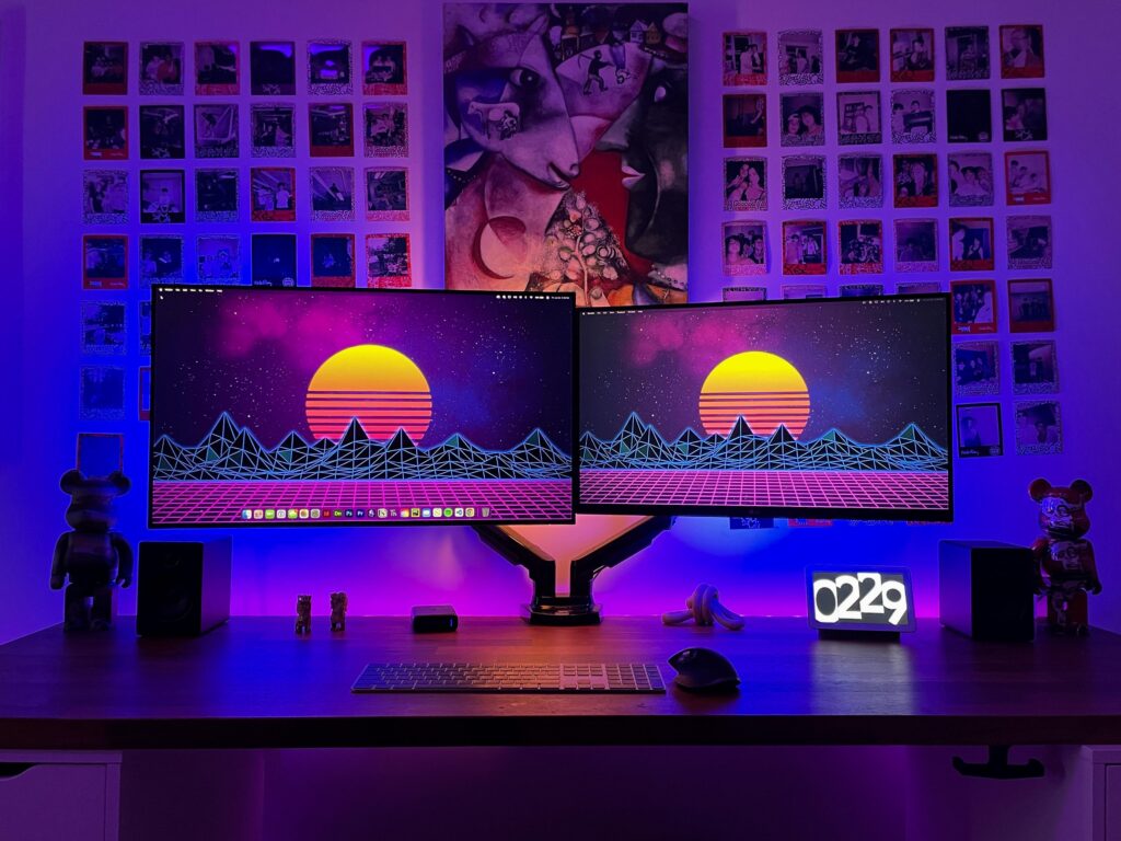 My Rotatable Macbook Setup