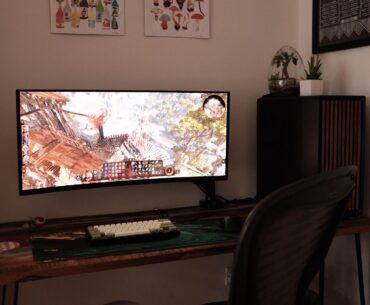 New monitor, still no RGB