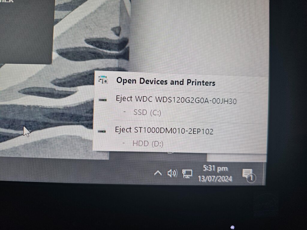 pc says i can eject ssd and hdd