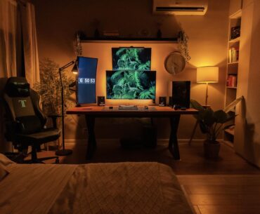 Swapped the flashy RGB theme for a cozier vibe